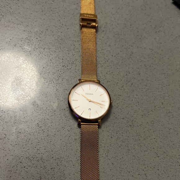 Timeless Fossil Watch - Picture 3 of 4